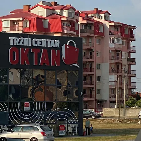 아파트 Tara Stan Na Dan 비옐리나